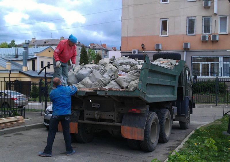 Вывоз мусора из новостройки в Клинцах – ПроМусор, контейнеры, уборка и грузчики от 2183 руб