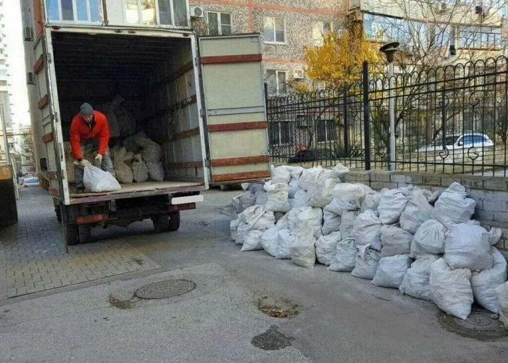 Вывоз мусора после переезда в Клинцах в октябре