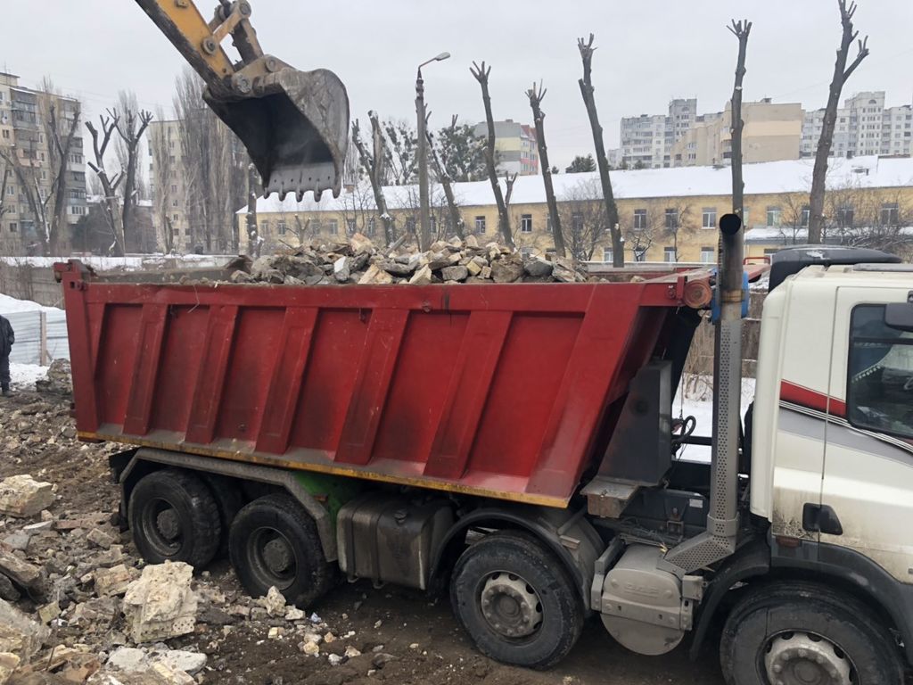 Вывоз мусора Камазом в Клинцах в октябре